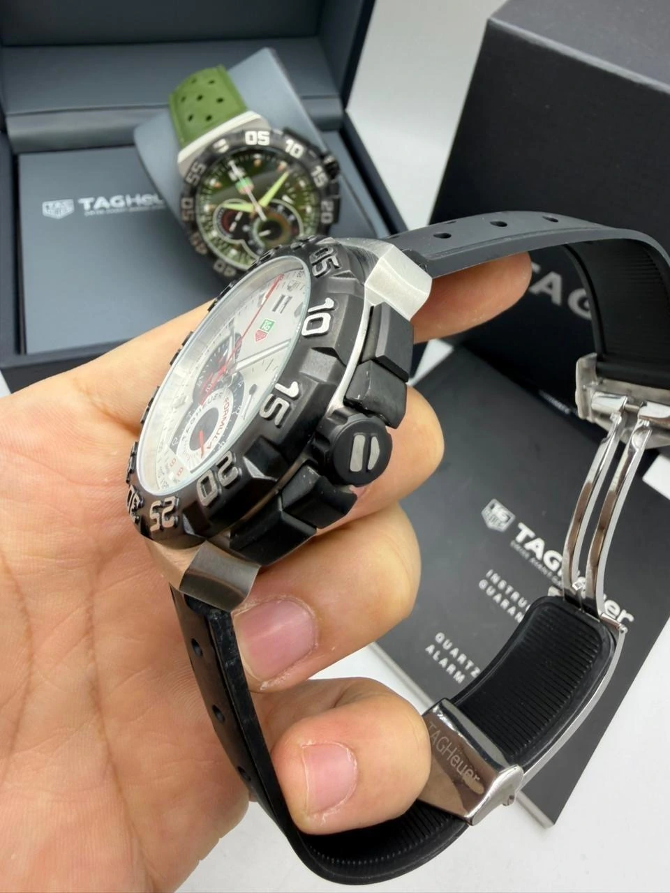 TAG Heuer Fórmula 1 44mm - AÇO MOSTRADOR BRANCO - SILICONE - Imagem 2