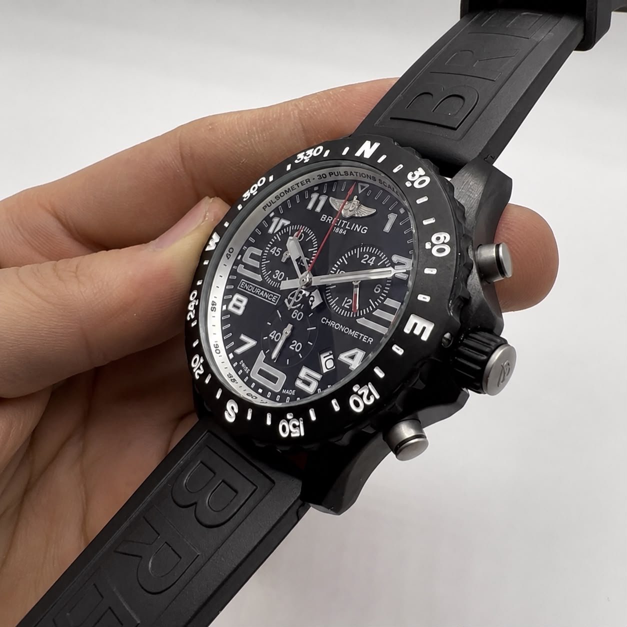Breitling Endurance Pro 44mm - OxiBlack Mostrador Preto - Silicone - Imagem 2