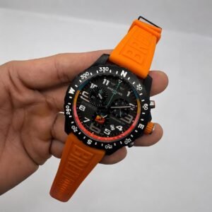 Breitling Endurance Pro Ironman 44mm - Aço Mostrador Preto - Silicone Laranja