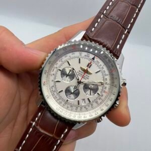 Breitling Navitimer 46mm - Aço Mostrador Branco - Couro