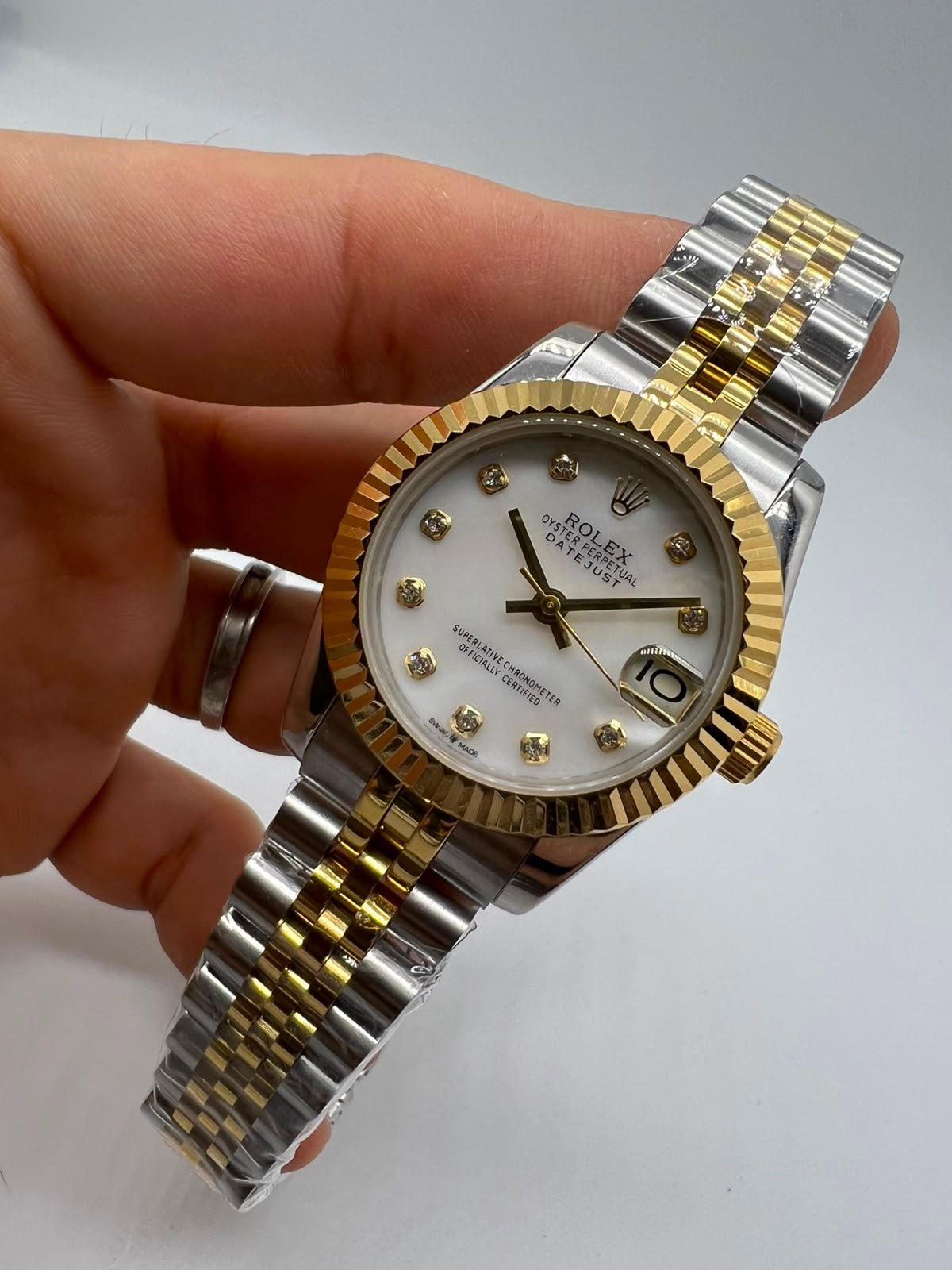 Datejust 32mm - AÇO COM DOURADO MOSTRADOR PRATA