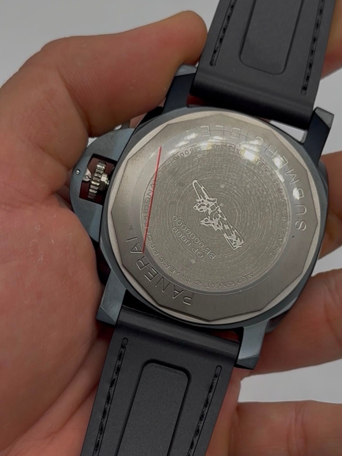 Panerai Submersible Luna Rossa - 47mm - Aço Mostrador Azul - SILICONE E NYLON - Imagem 6