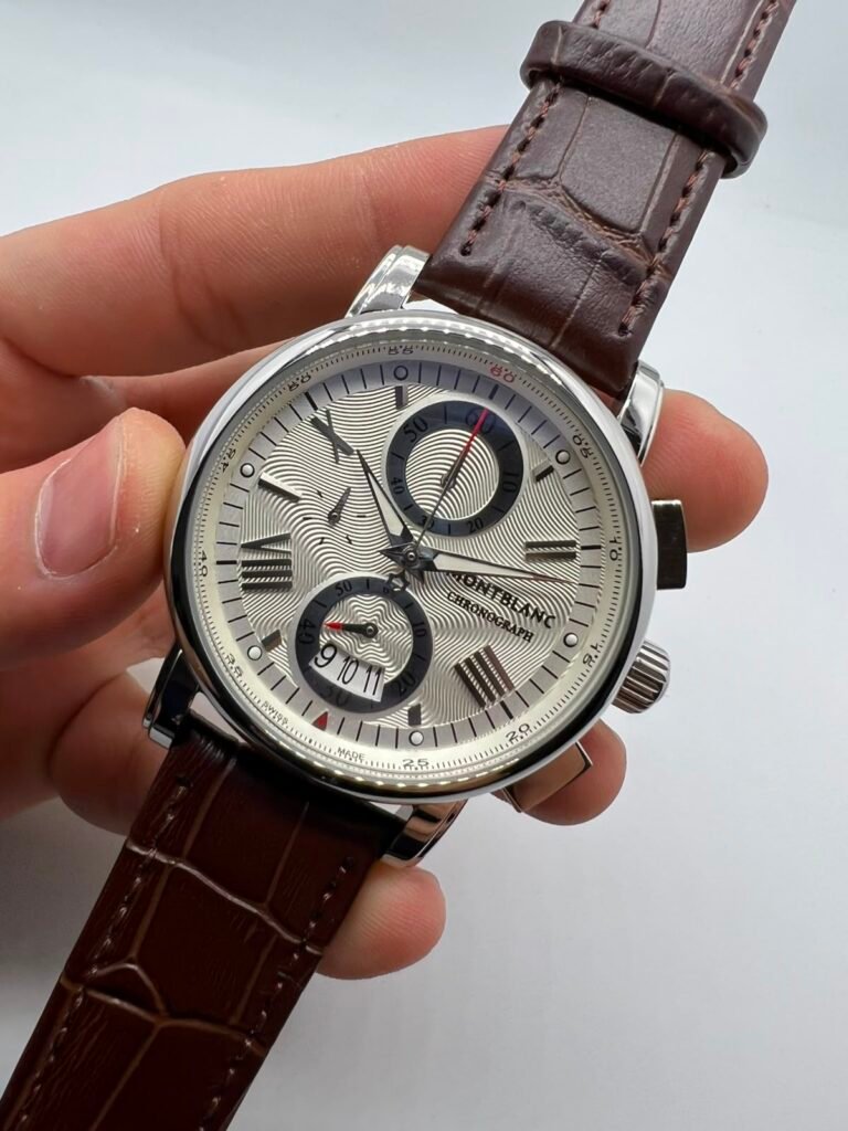 Montblanc Chronograph 49mm - AÇO MOSTRADOR BRANCO - COURO