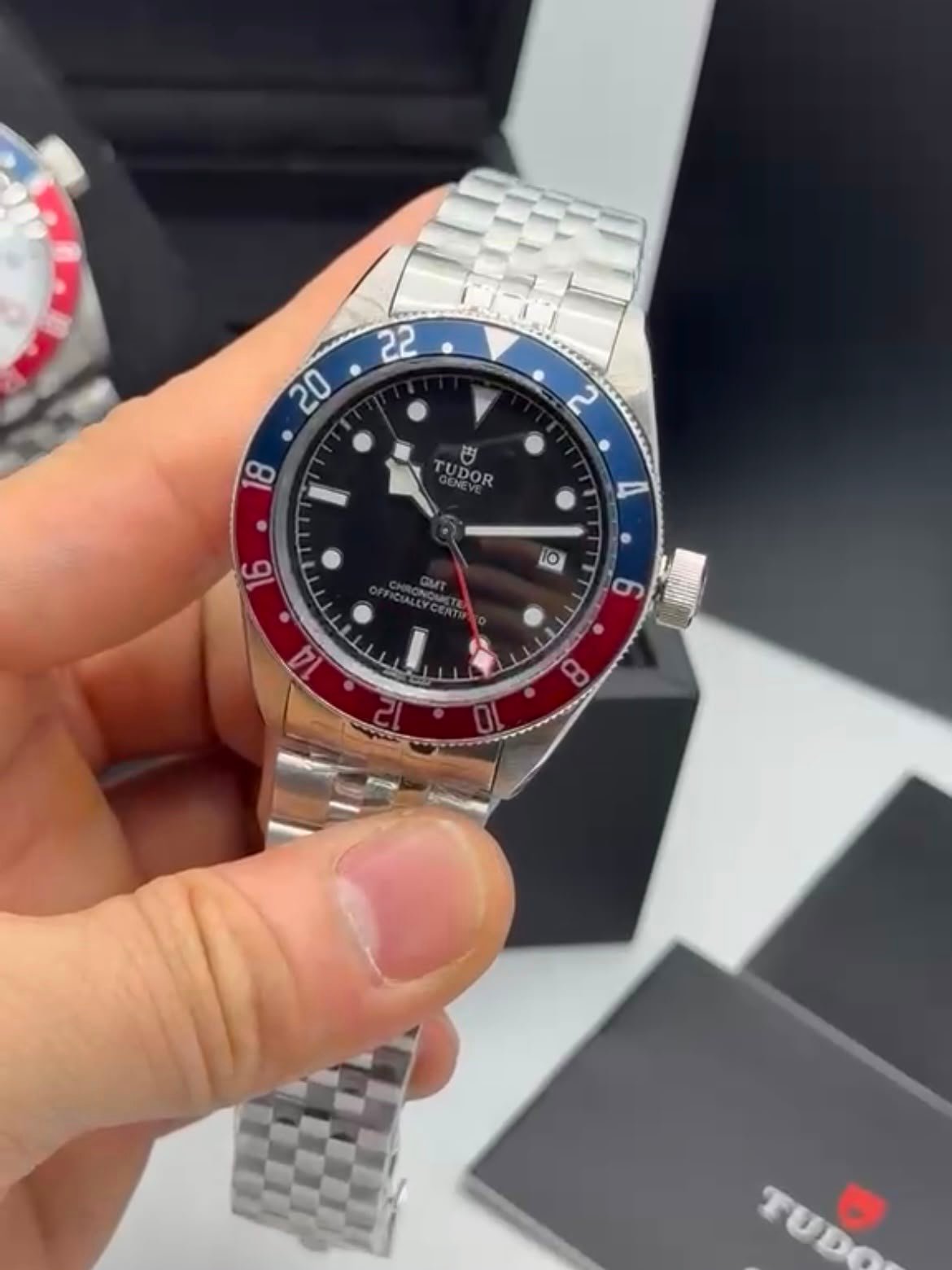Tudor Black Bay GMT Pepsi 41mm - AÇO MOSTRADOR PRETO