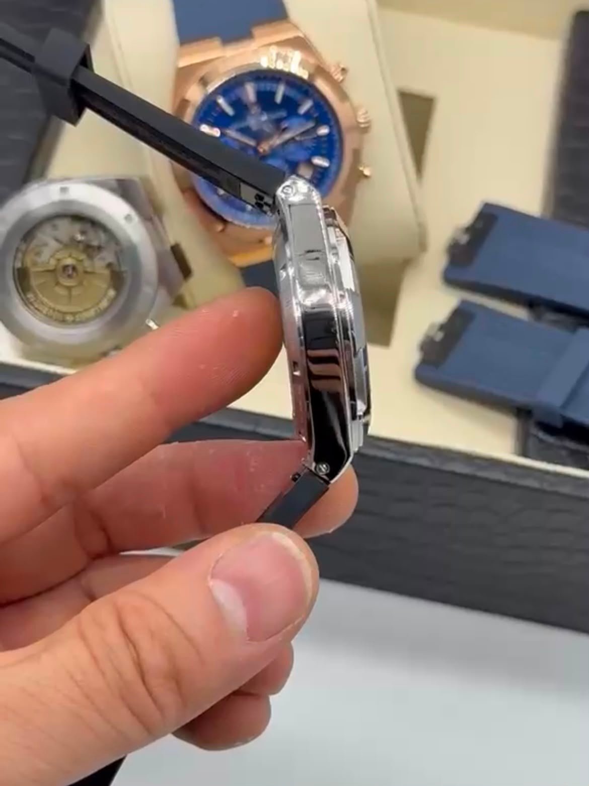 Vacheron Constantin 40mm - Aço mostrador Preto pulseira silicone - Imagem 4
