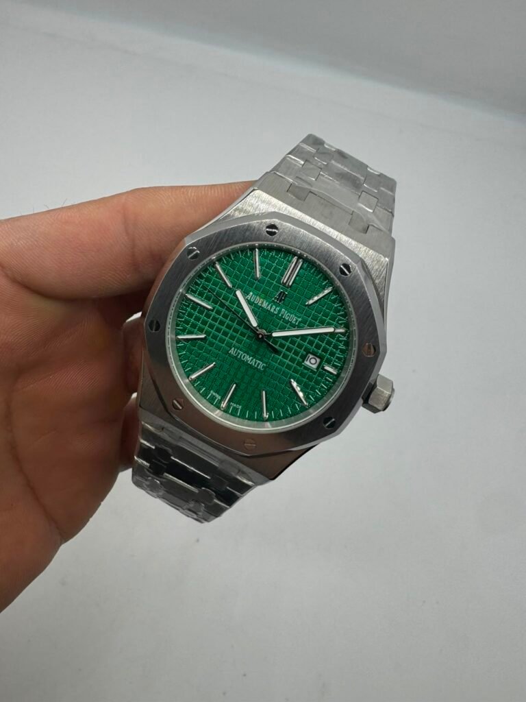 Audemars Piguet Royal Oak 42mm - Aço Mostrador verde