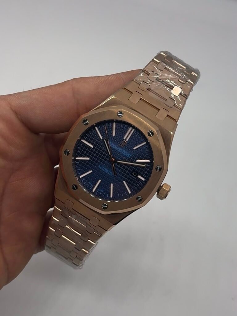 Audemars Piguet Royal Oak 42mm - Aço dourado Mostrador azul