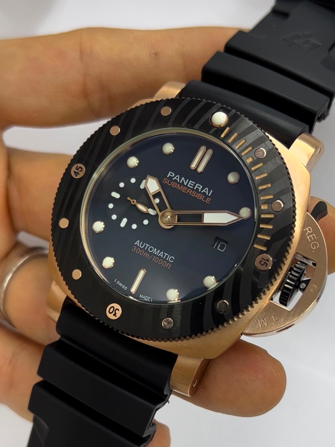 Panerai Submersible Luna Rossa 47mm - Aço Mostrador preto - borracha - Imagem 4