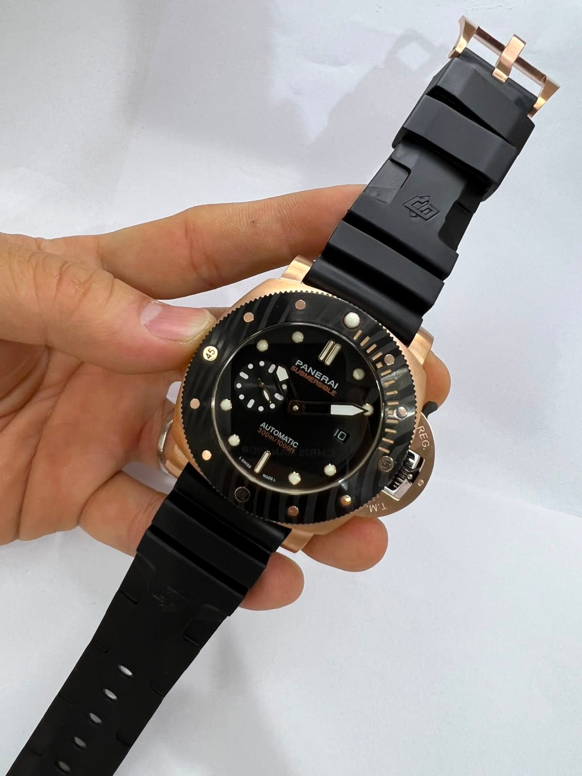 Panerai Submersible Luna Rossa 47mm - Aço Mostrador preto - borracha