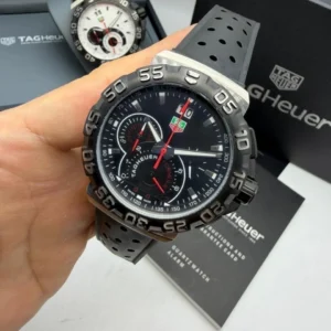 TAG Heuer Fórmula 1 44mm - AÇO MOSTRADOR PRETO - SILICONE