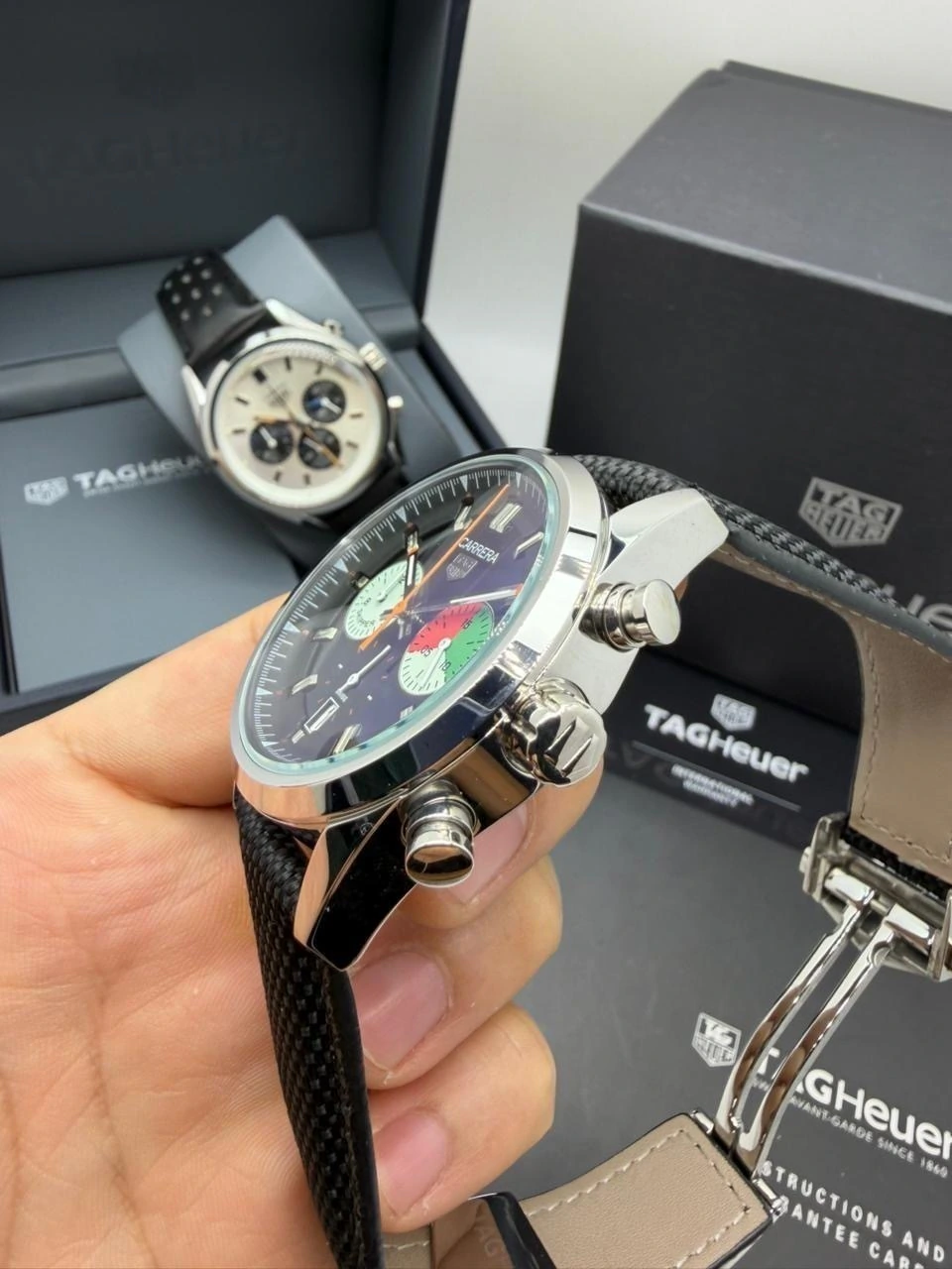 TAG Heuer Chrono Carrera 44mm - AÇO MOSTRADOR PRETO - COURO - Imagem 4