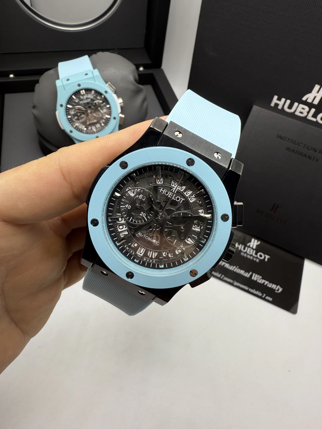 Hublot Classic Chrono 45mm - AÇO PRETO MOSTRADOR SKELETON PRETO - SILICONE