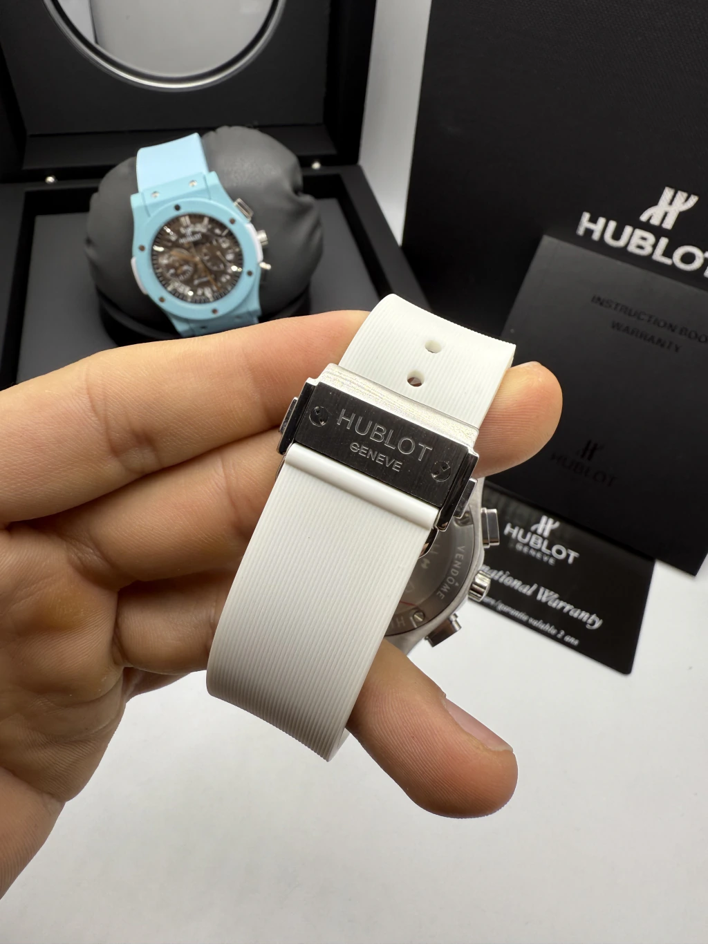 Hublot Classic Chrono 45mm - AÇO MOSTRADOR BRANCO - SILICONE - Imagem 4