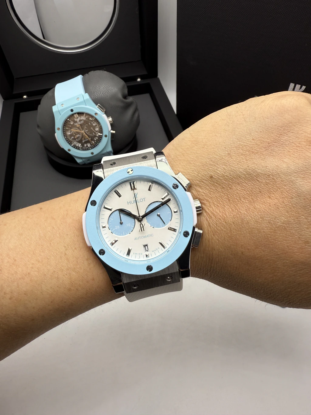 Hublot Classic Chrono 45mm - AÇO MOSTRADOR BRANCO - SILICONE - Imagem 5