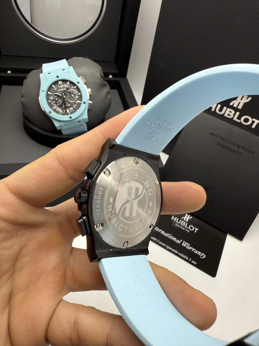 Hublot Classic Chrono 45mm - AÇO PRETO MOSTRADOR PRETO - SILICONE - Imagem 3