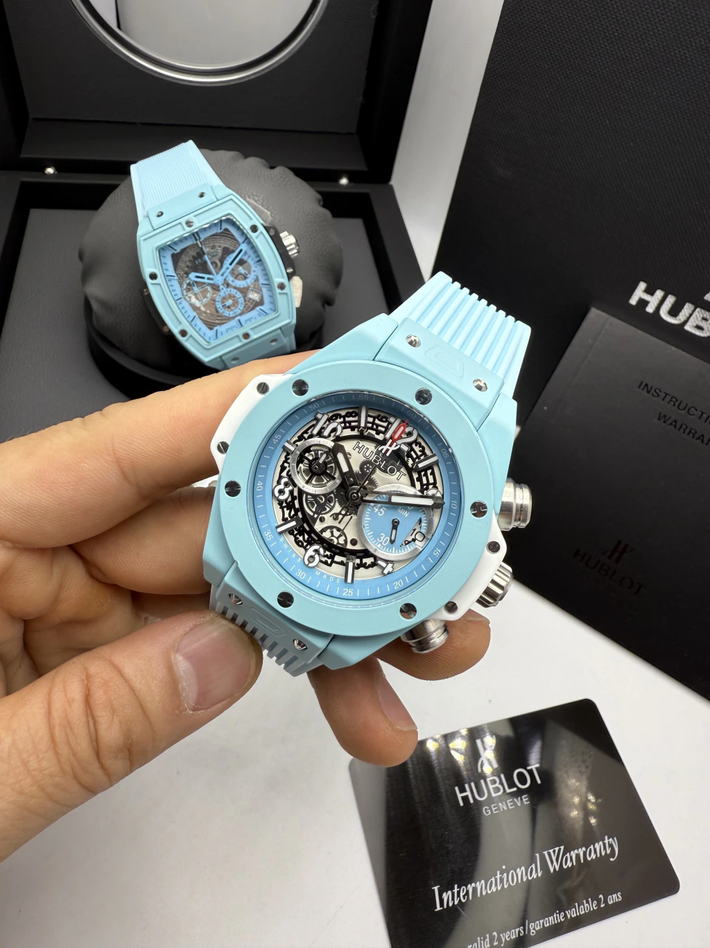 Hublot Big Bang Magic 44mm - AÇO AZUL MOSTRADOR SKELETON - SILICONE