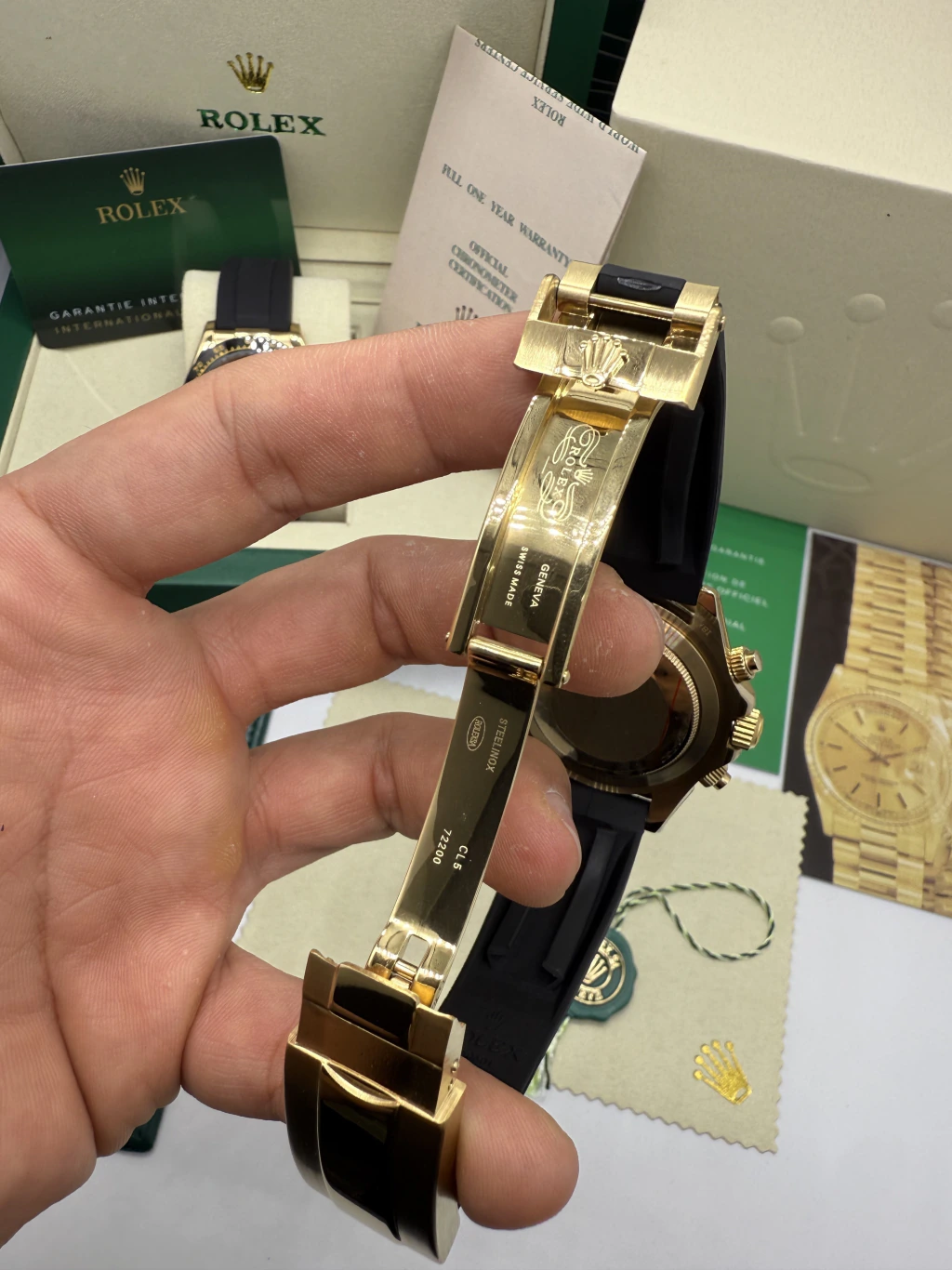 Daytona 40mm - AÇO DOURADO MOSTRADOR DOURADO - SILICONE - Imagem 4