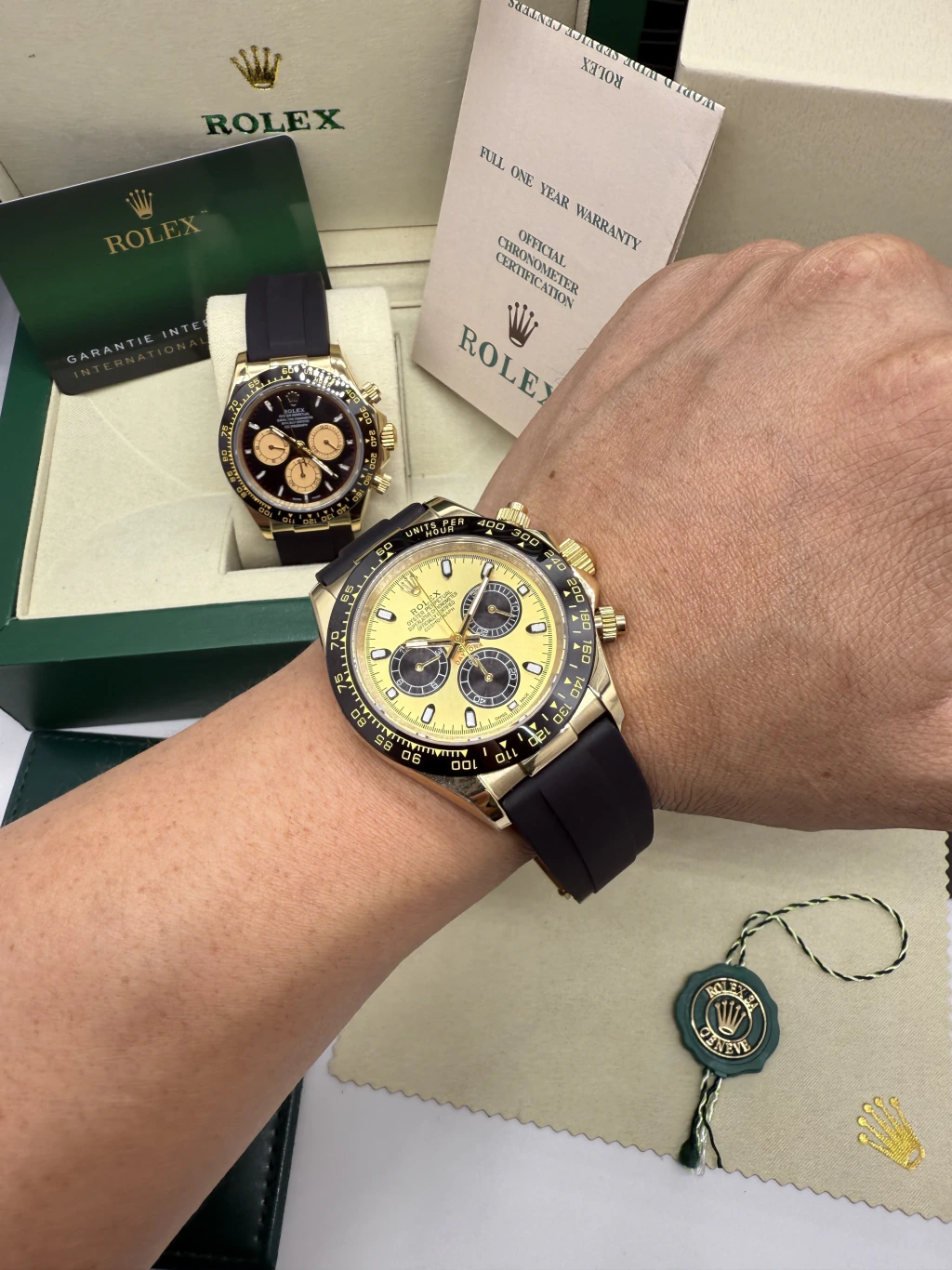 Daytona 40mm - AÇO DOURADO MOSTRADOR DOURADO - SILICONE - Imagem 5
