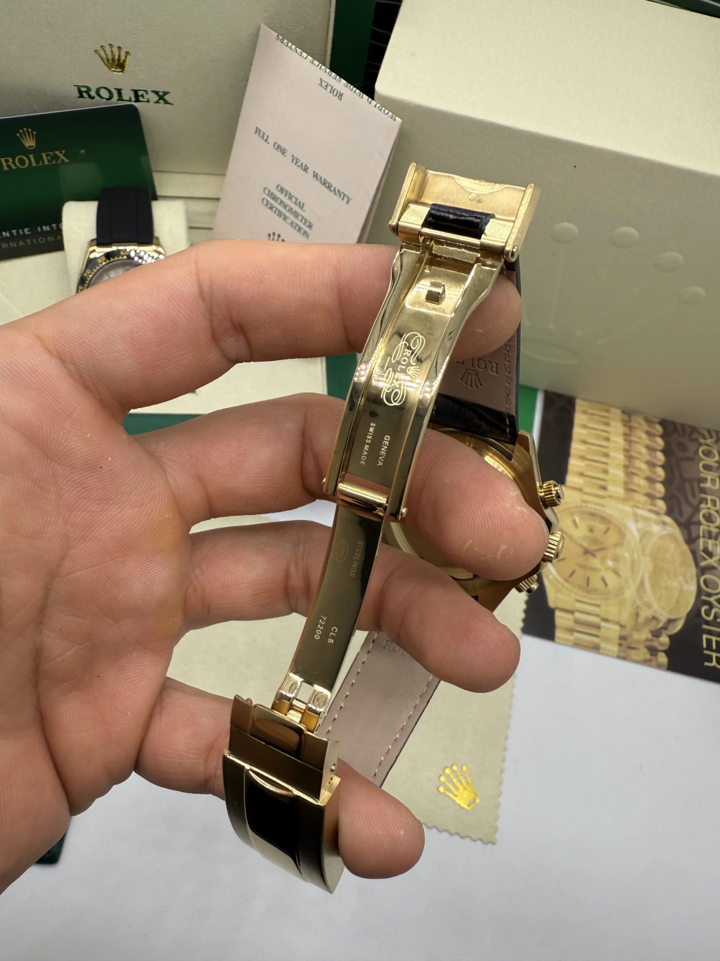 Daytona 40mm - AÇO DOURADO MOSTRADOR PRETO - COURO - Imagem 4
