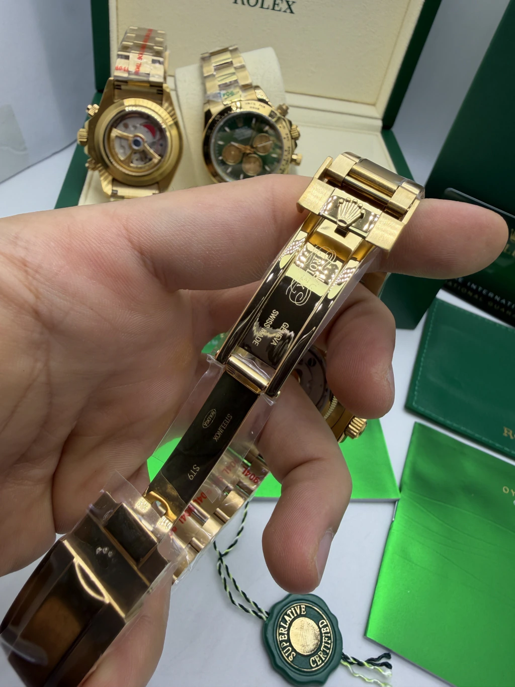 Daytona 40mm - AÇO DOURADO MOSTRADOR DOURADO - FUNDO DE VIDRO - Imagem 3