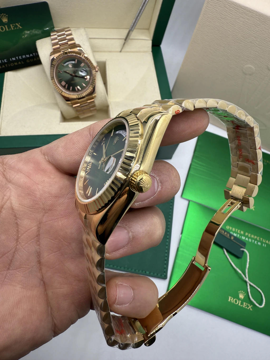 Day-Date President 40mm - AÇO DOURADO MOSTRADOR VERDE - Imagem 2
