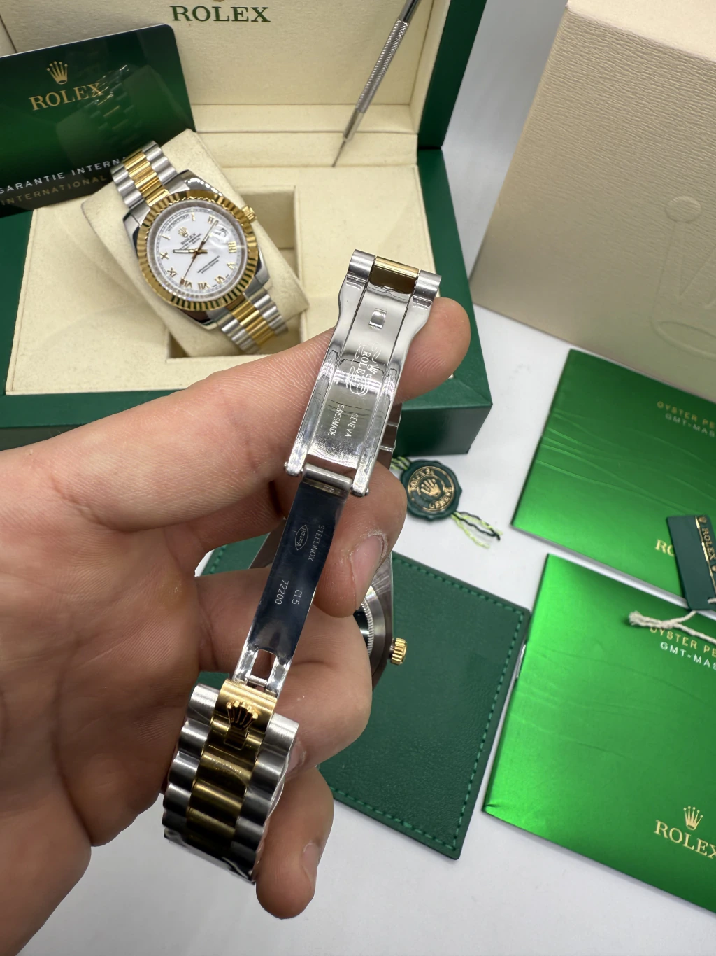 Day-Date President 40mm - AÇO COM DOURADO MOSTRADOR DOURADO - Imagem 4