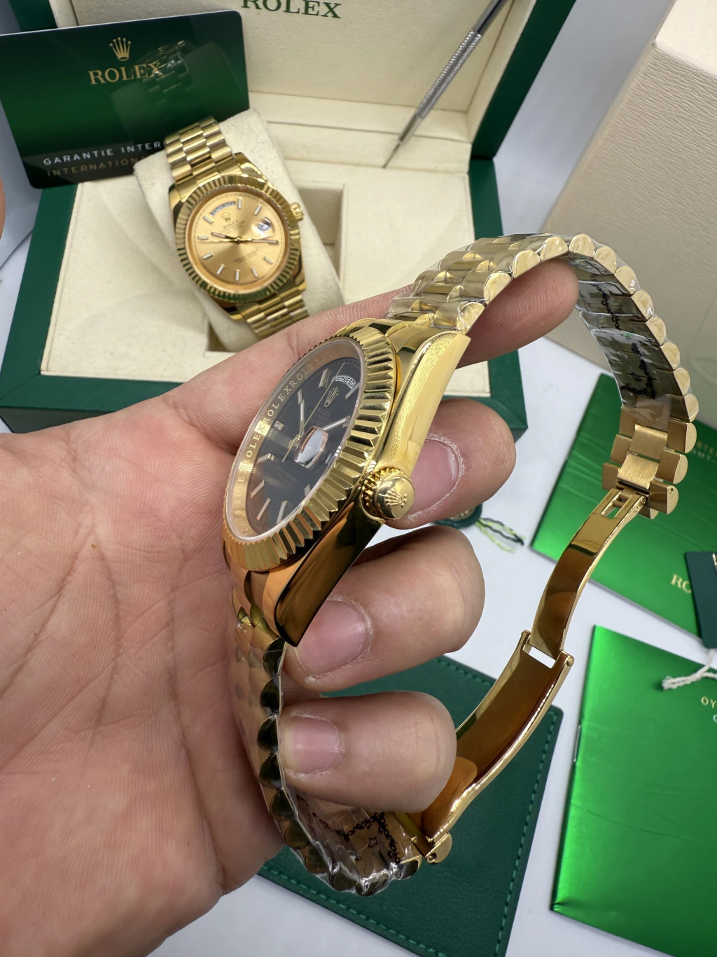 Day-Date President 40mm - AÇO DOURADO MOSTRADOR PRETO - Imagem 2