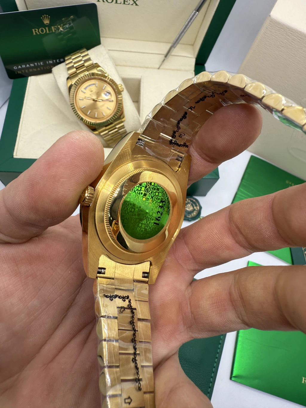 Day-Date President 40mm - AÇO DOURADO MOSTRADOR PRETO - Imagem 3