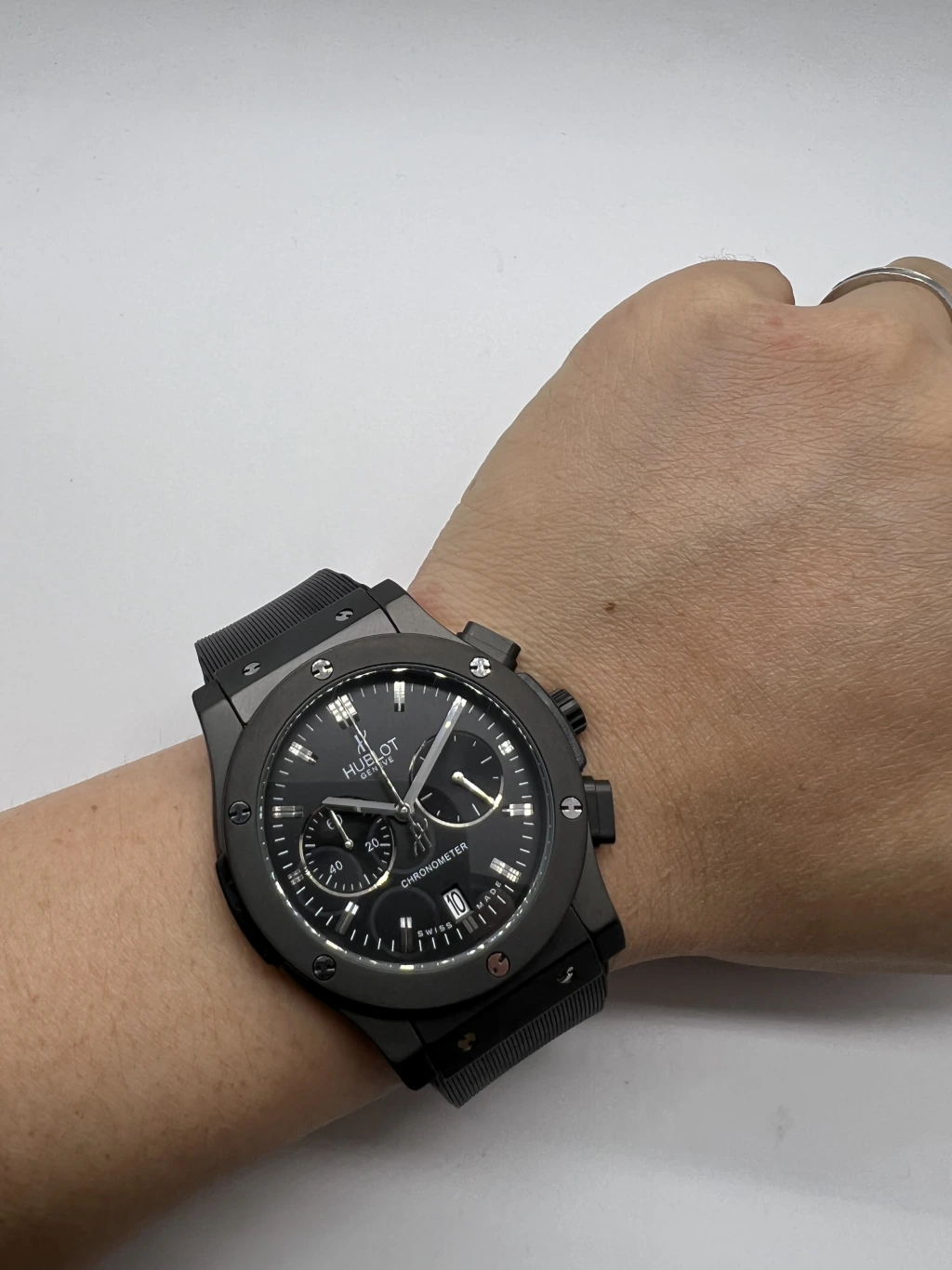 Hublot Classic Fusion 42mm - AÇO PRETO MOSTRADOR PRETO - SILICONE - Imagem 5