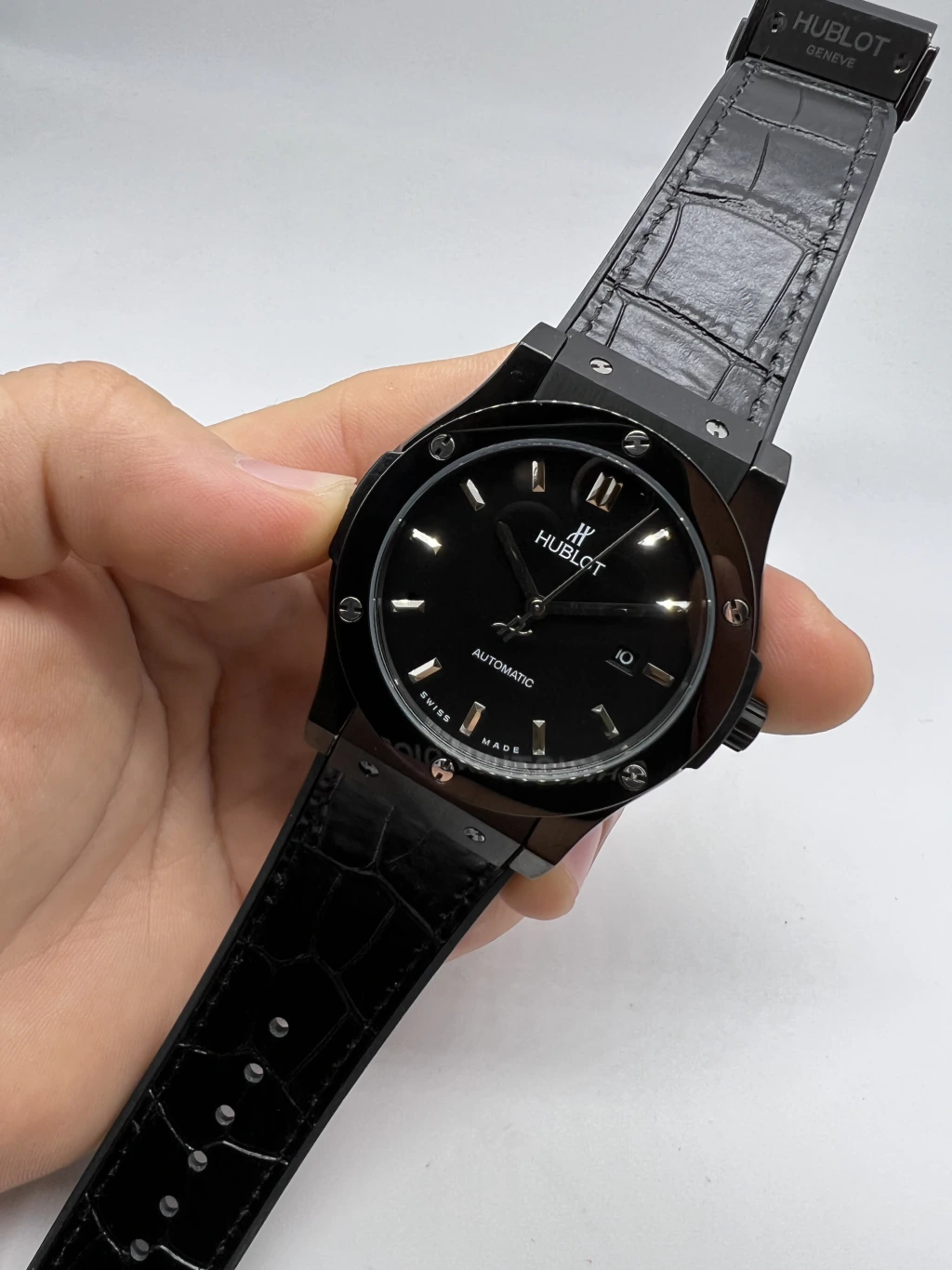 Hublot Classic Fusion 42mm - AÇO PRETO MOSTRADOR PRETO - SILICONE E COURO
