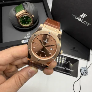 Hublot Classic Fusion 42mm - AÇO ROSE MOSTRADOR MARROM - SILICONE E COURO