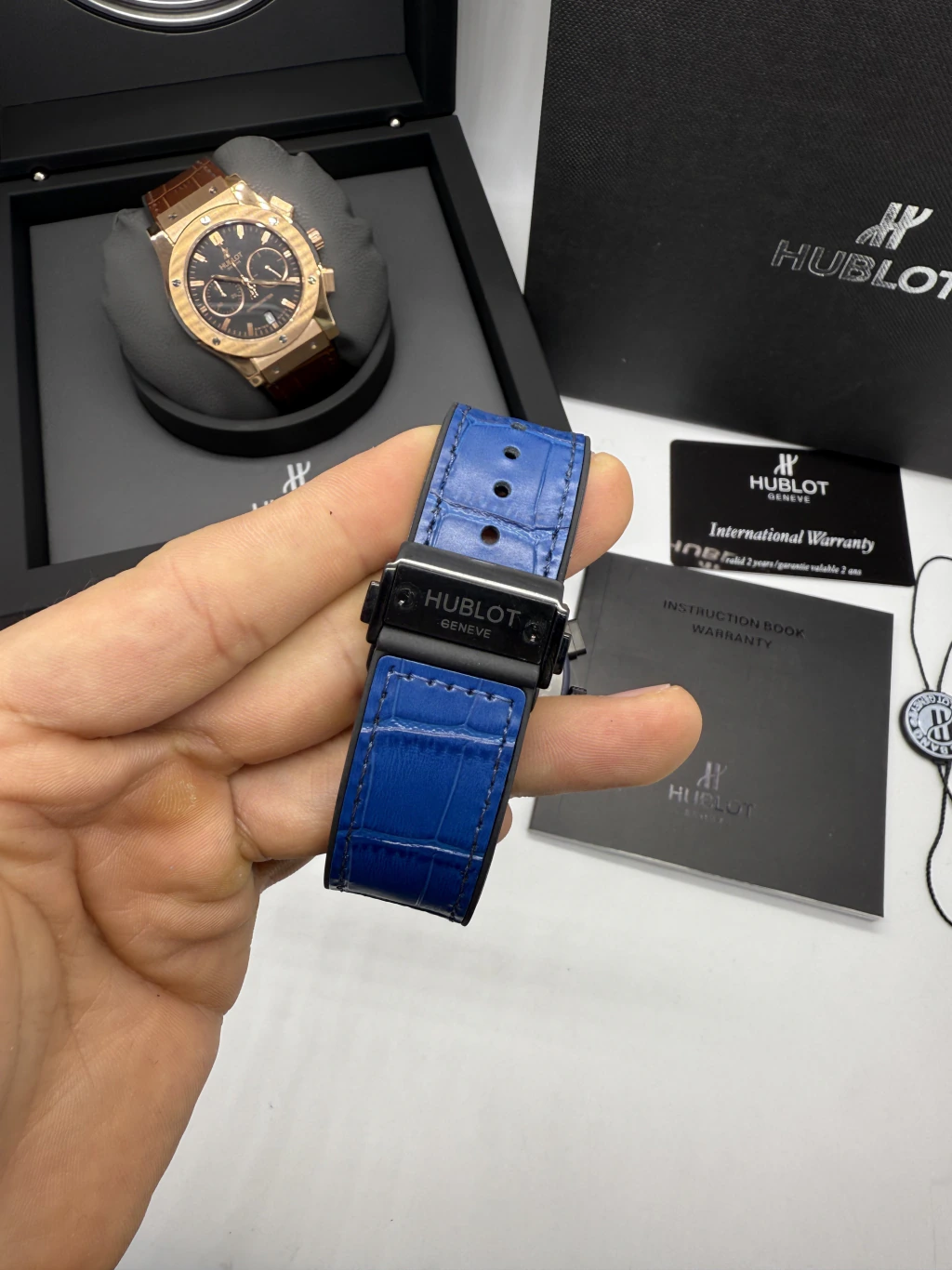 Hublot Classic Fusion 42mm - AÇO AZUL MOSTRADOR AZUL - SILICONE E COURO - Imagem 4