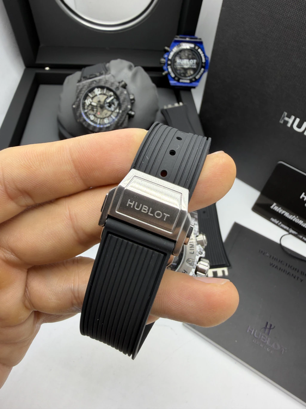 Hublot Big Bang 43mm - FIBRA DE CARBONO BRANCO MOSTRADOR SKELETON - SILICONE - Imagem 4