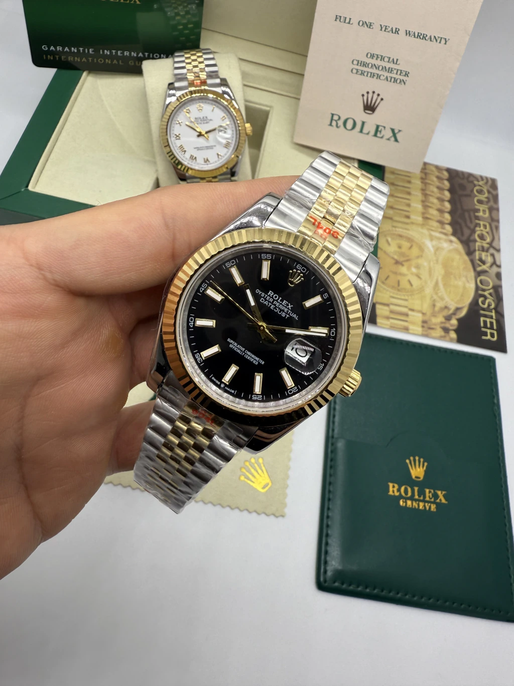 Datejust 40mm - AÇO COM DOURADO MOSTRADOR PRETO