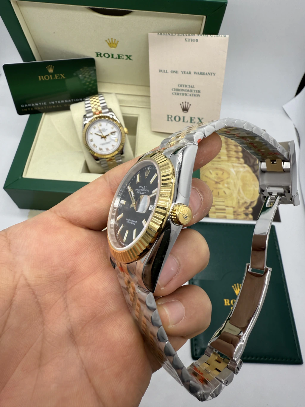 Datejust 40mm - AÇO COM DOURADO MOSTRADOR PRETO - Imagem 2