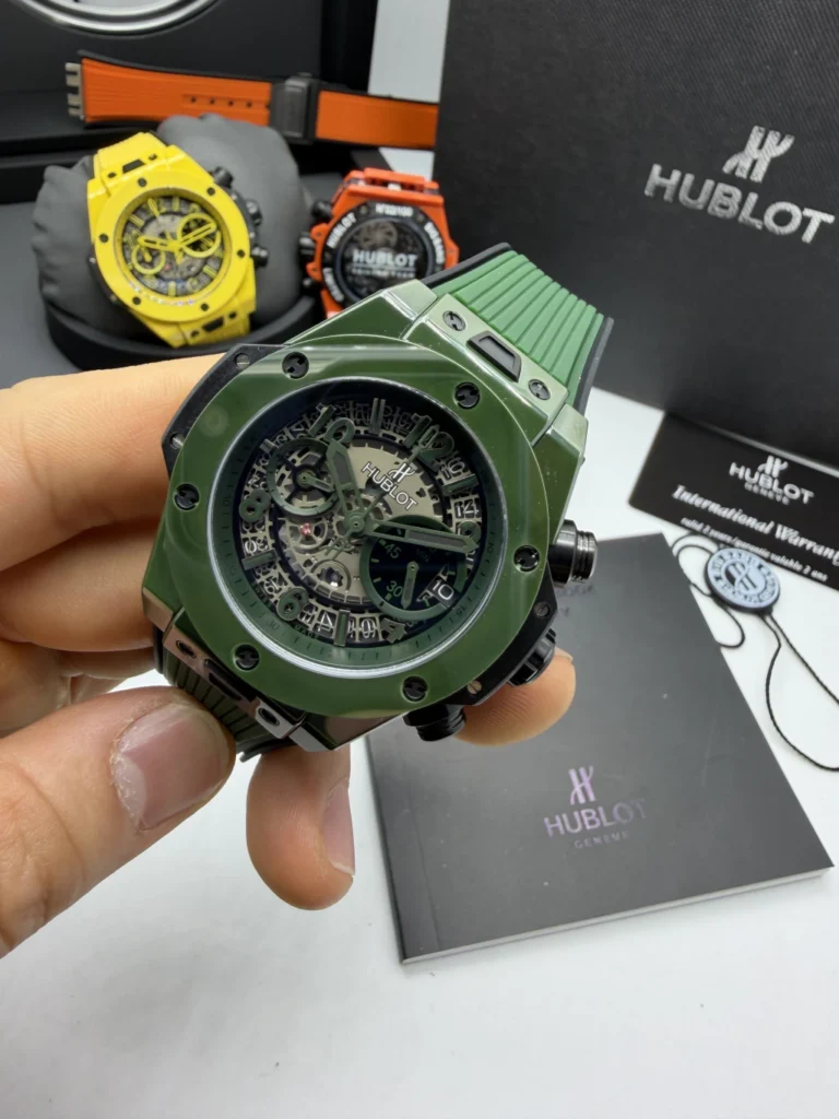 Hublot Big Bang Magic 44mm - AÇO VERDE MOSTRADOR SKELETON - SILICONE