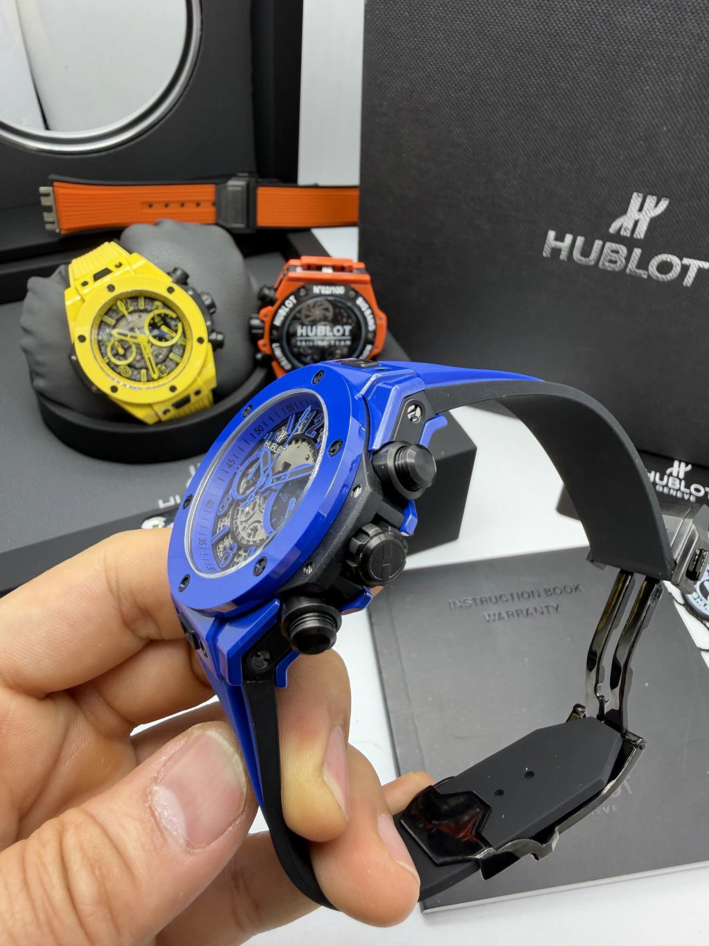 Hublot Big Bang Magic 44mm - AÇO AZUK MOSTRADOR SKELETON - SILICONE - Imagem 2