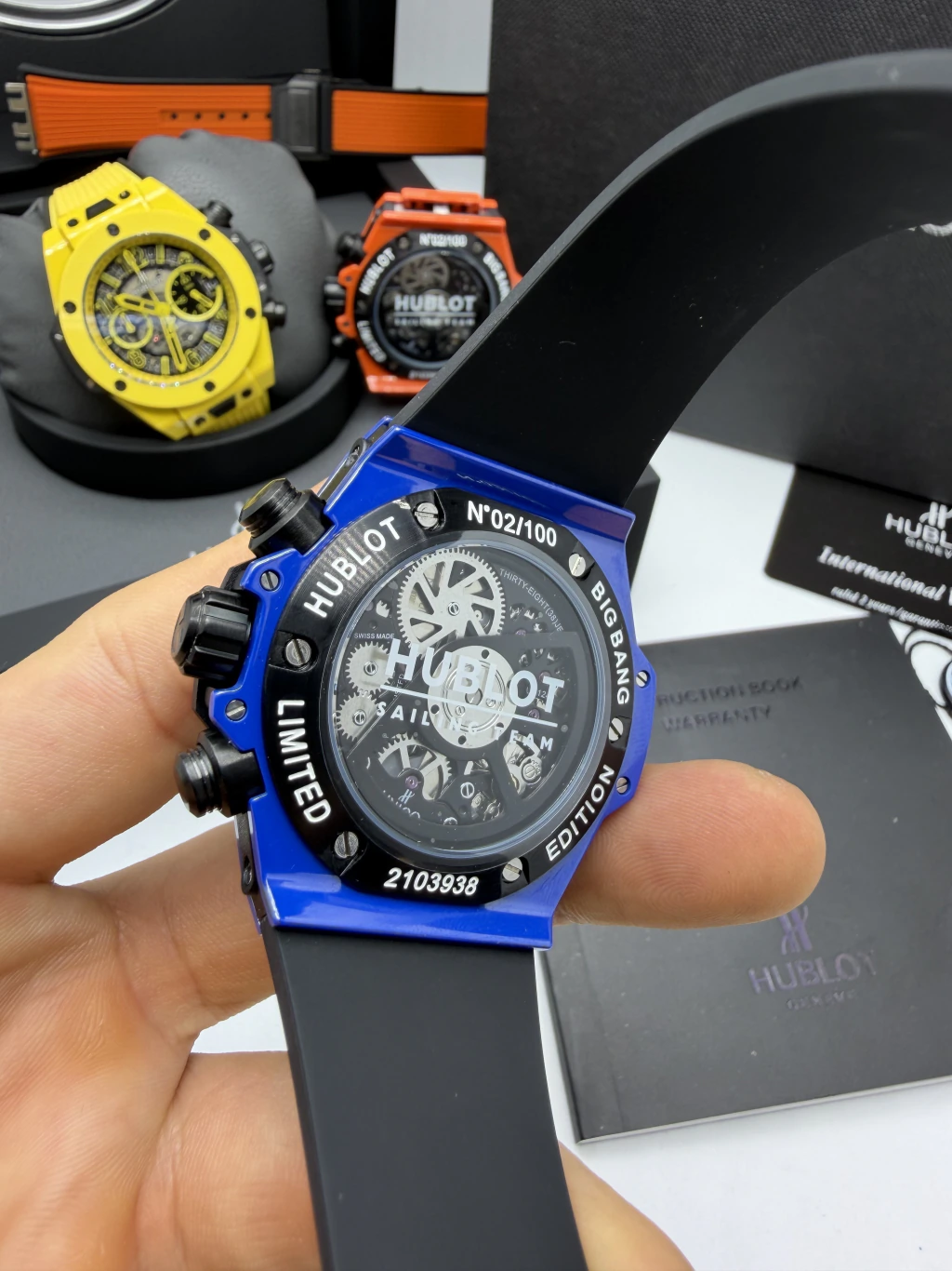 Hublot Big Bang Magic 44mm - AÇO AZUK MOSTRADOR SKELETON - SILICONE - Imagem 3