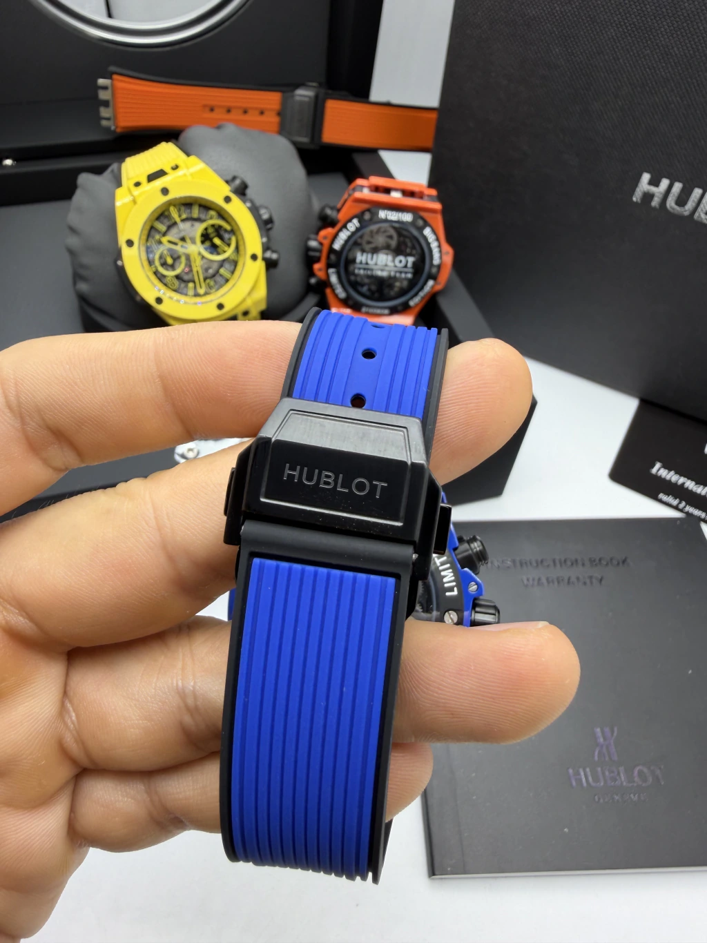 Hublot Big Bang Magic 44mm - AÇO AZUK MOSTRADOR SKELETON - SILICONE - Imagem 4