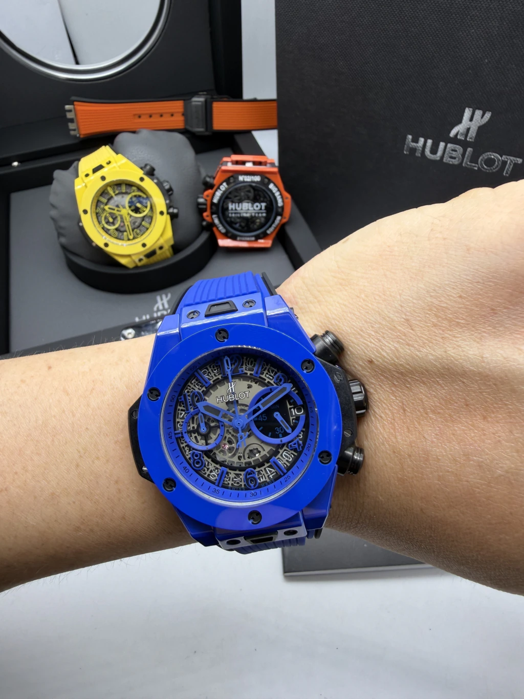 Hublot Big Bang Magic 44mm - AÇO AZUK MOSTRADOR SKELETON - SILICONE - Imagem 5