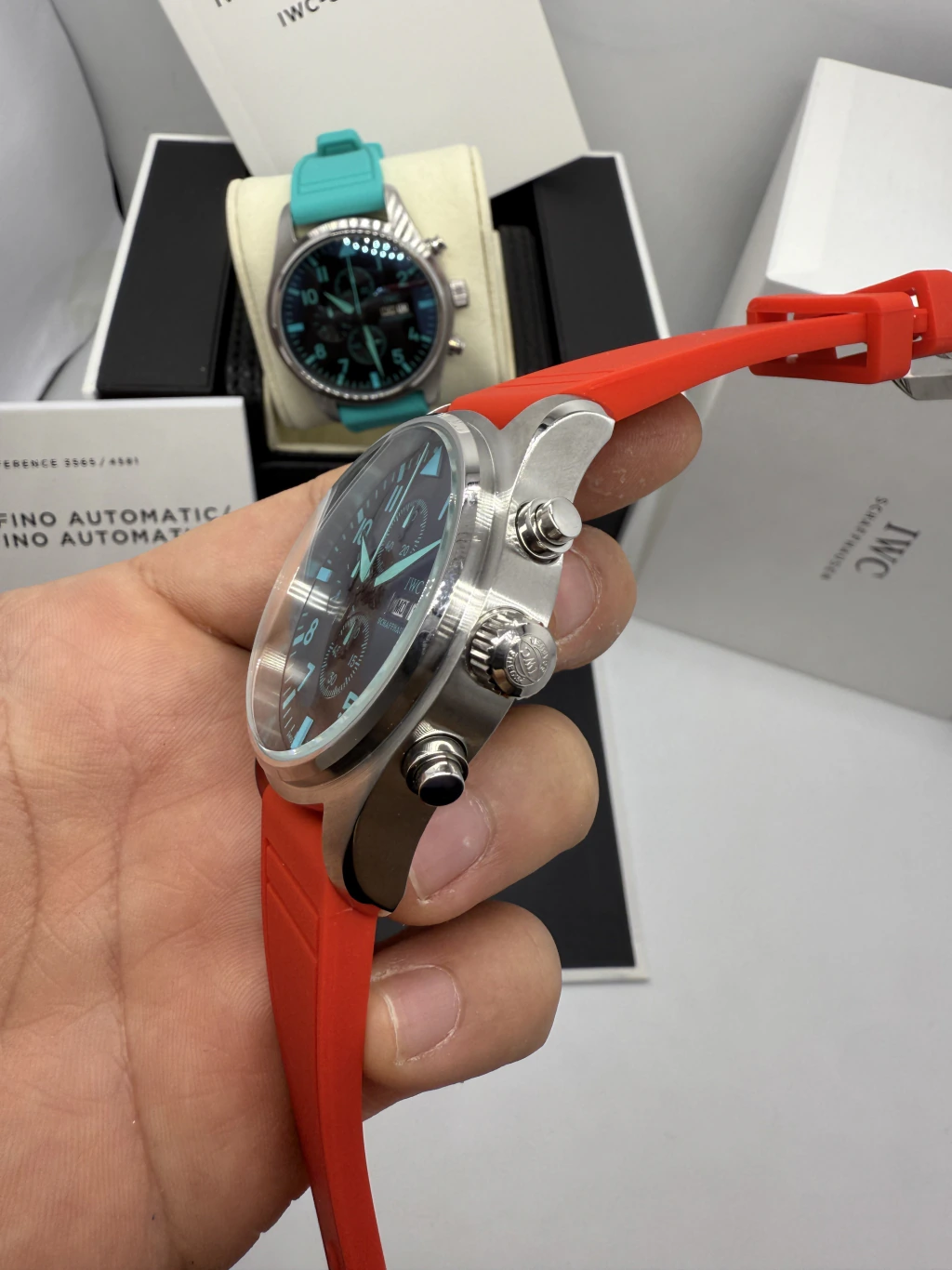 IWC Pilot Chronograph 42mm - AÇO MOSTRADOR PRETO - SILICONE - Imagem 2