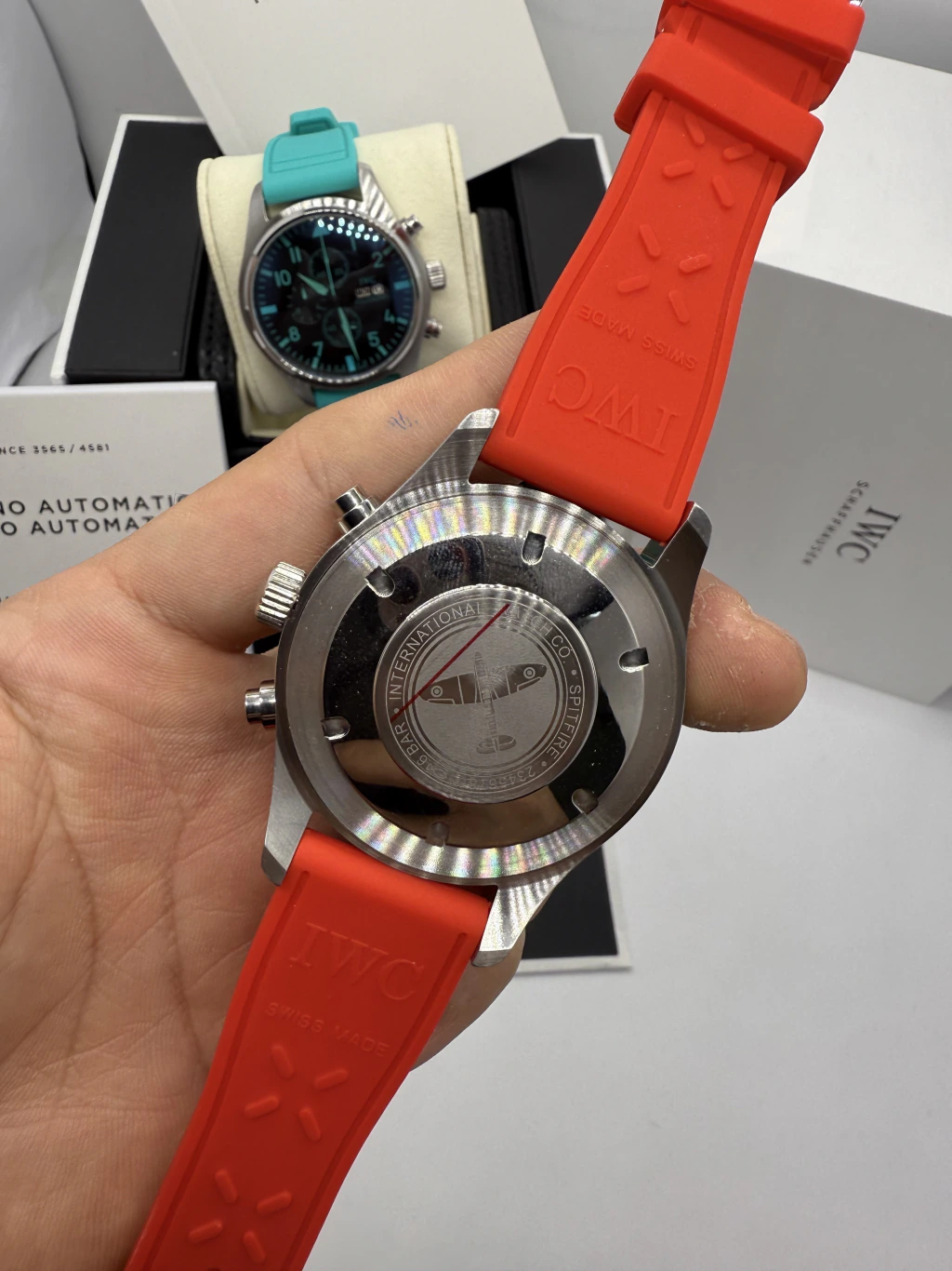 IWC Pilot Chronograph 42mm - AÇO MOSTRADOR PRETO - SILICONE - Imagem 3