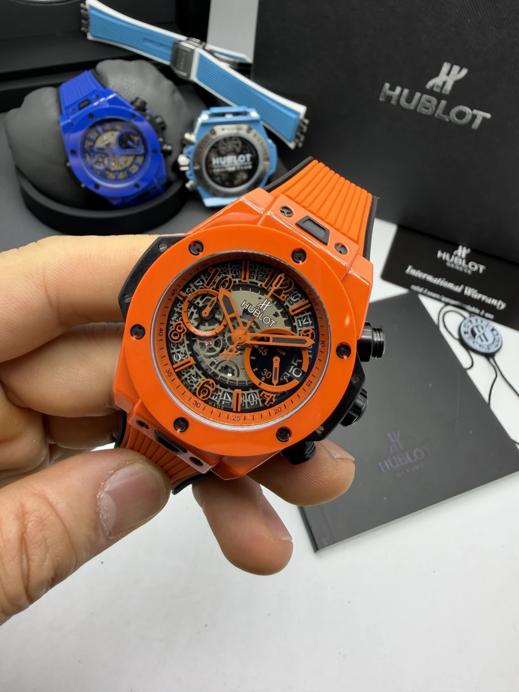 Hublot Big Bang Magic 44mm - AÇO LARANJA MOSTRADOR SKELETON - SILICONE