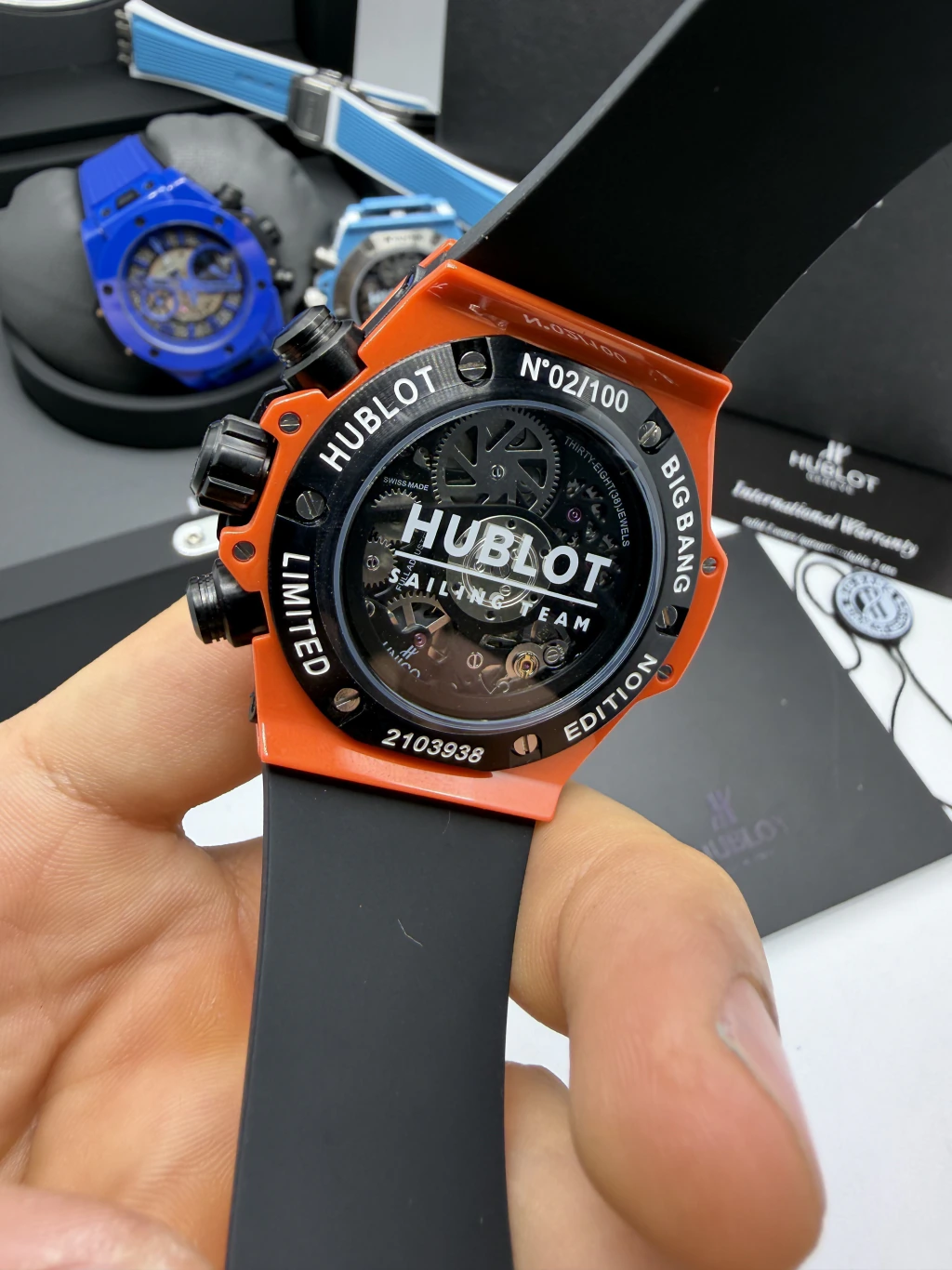 Hublot Big Bang Magic 44mm - AÇO LARANJA MOSTRADOR SKELETON - SILICONE - Imagem 5