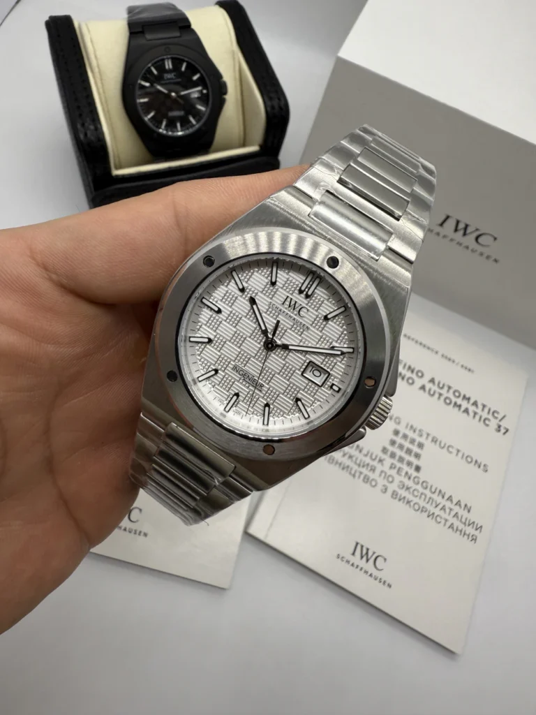 IWC Ingenieur 40mm - AÇO MOSTRADOR BRANCO
