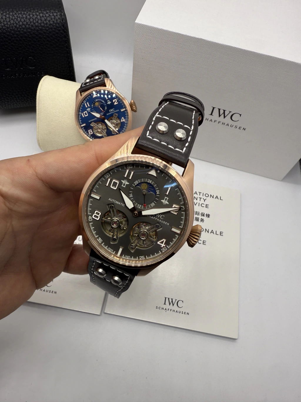 IWC Tourbillon 43mm - AÇO ROSE MOSTRADOR CINZA - COURO