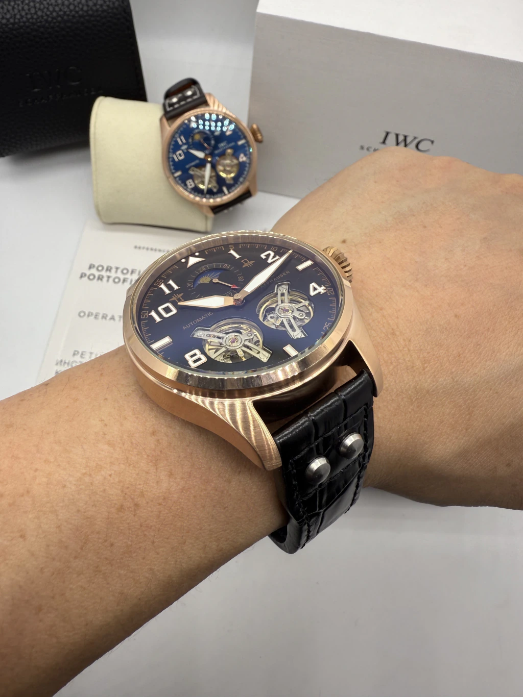 IWC Tourbillon 43mm - AÇO ROSE MOSTRADOR PRETO - COURO - Imagem 5