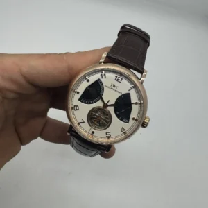 IWC Schaffhausen Turbillon 45mm - AÇO DOURADO MOSTRADOR BRANCO - COURO