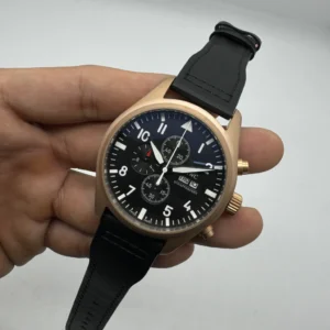 IWC Pilot Chronograph 41mm - AÇO DOURADO MOSTRADOR PRETO - COURO