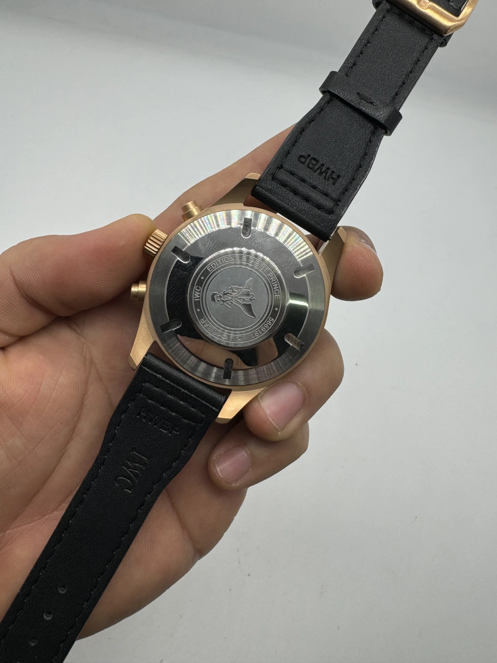 IWC Pilot Chronograph 41mm - AÇO DOURADO MOSTRADOR PRETO - COURO - Imagem 3